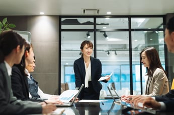 ホワイト500とは？健康経営優良法人制度との関連性やブライト500との違いを解説